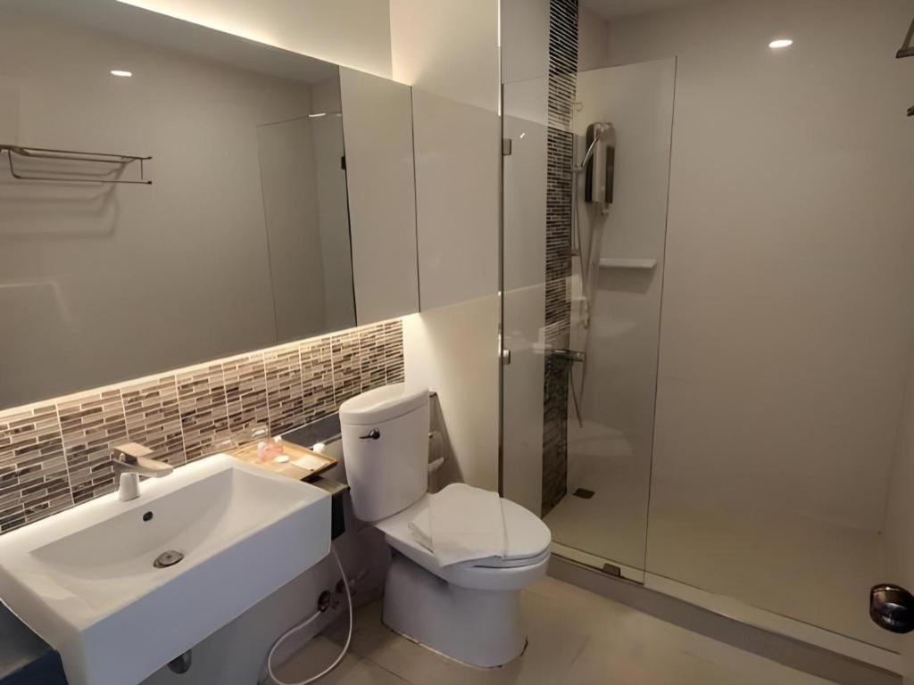 Chaisaeng Villa Sing Buri Exterior foto